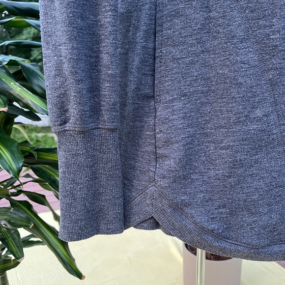 Tek Gear Dry Tek Women’s Medium Blue Pull Over Sport Lightweight Long Sweater - Picture 4 of 6